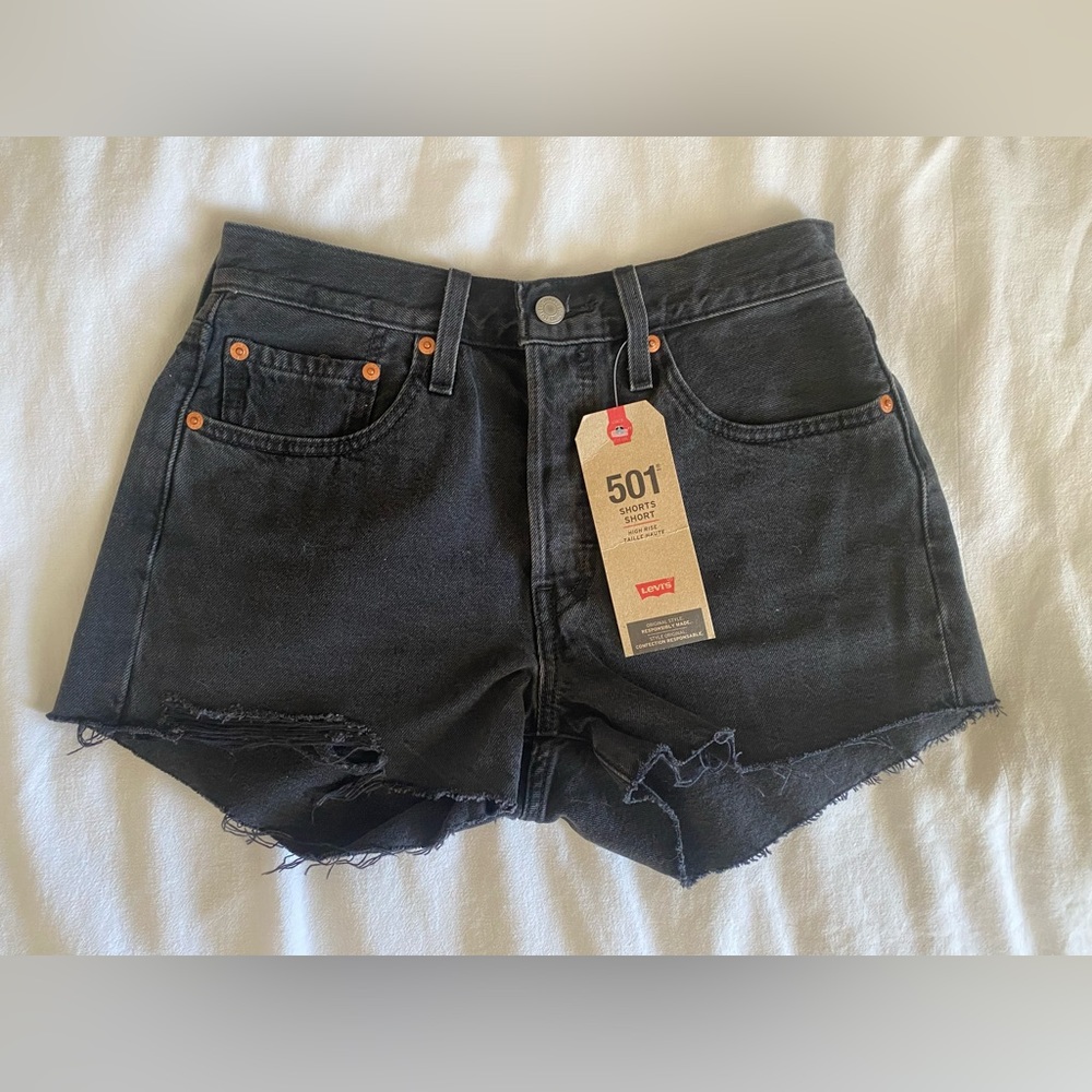 Levi’s 501 black shorts